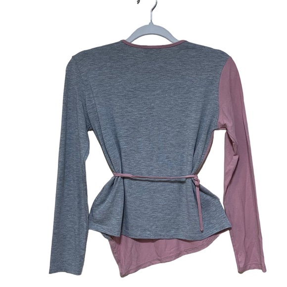 Elle Couture Gray Pink Asymmetrical longsleeves Shirt Blouse Size Small - Picture 3 of 9